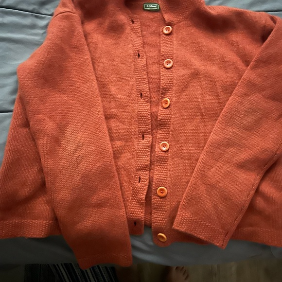 LL Bean Cardigan Women M Wool Blend Cable Knit Button Stretch Sweater Country - Picture 2 of 8